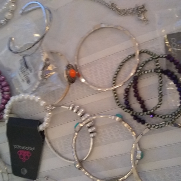 Paparazzi & Costume jewelry Lot assortment - Picture 6 of 9